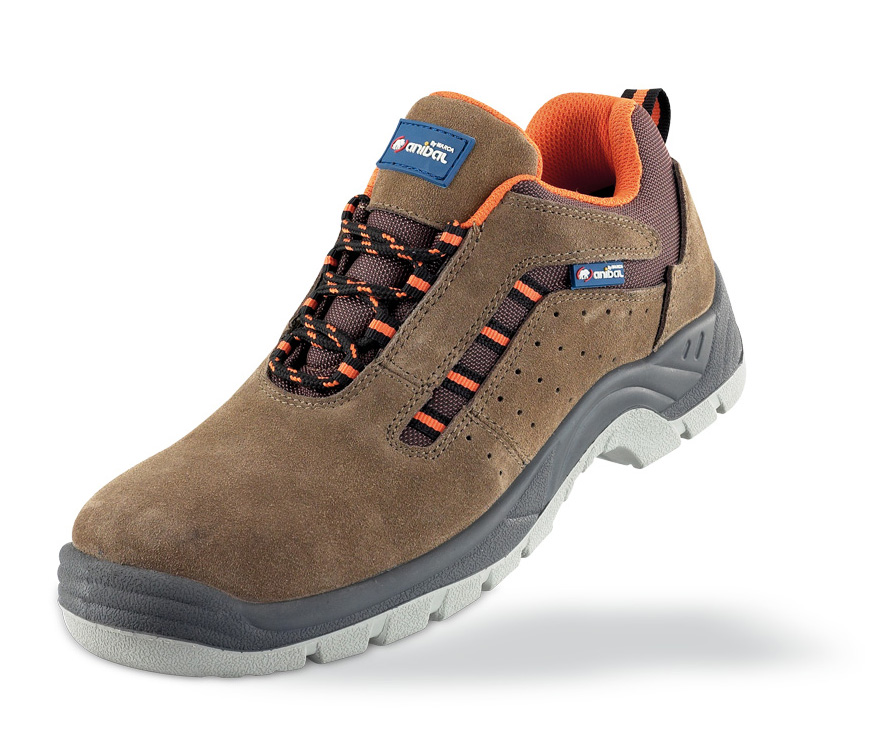 1688-ZSRM PRO Safety Footwear Split Classic Shoe mod. 'LUSITANIA'. Brown suede boot S1P 'Metal Free' with dual density polyurethane sole.